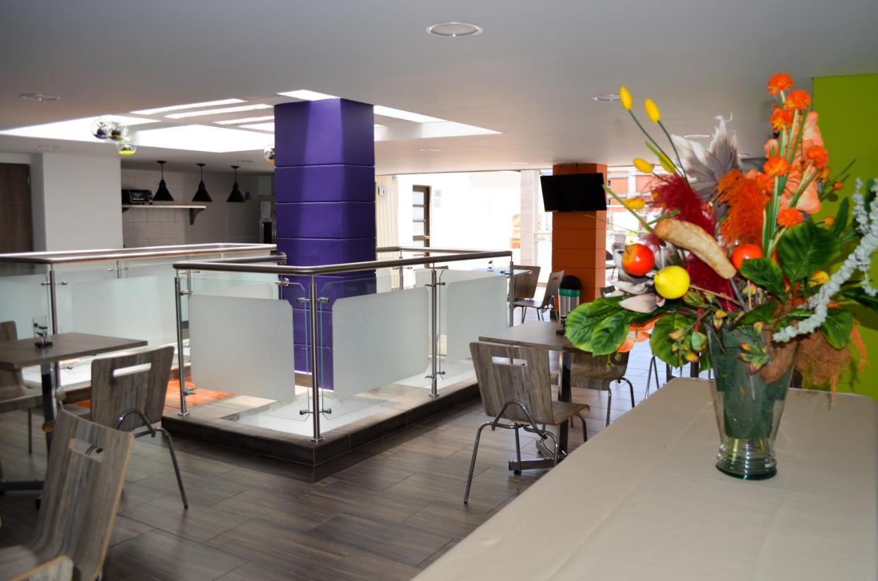 Hotel Parque 70 Medellín Extérieur photo