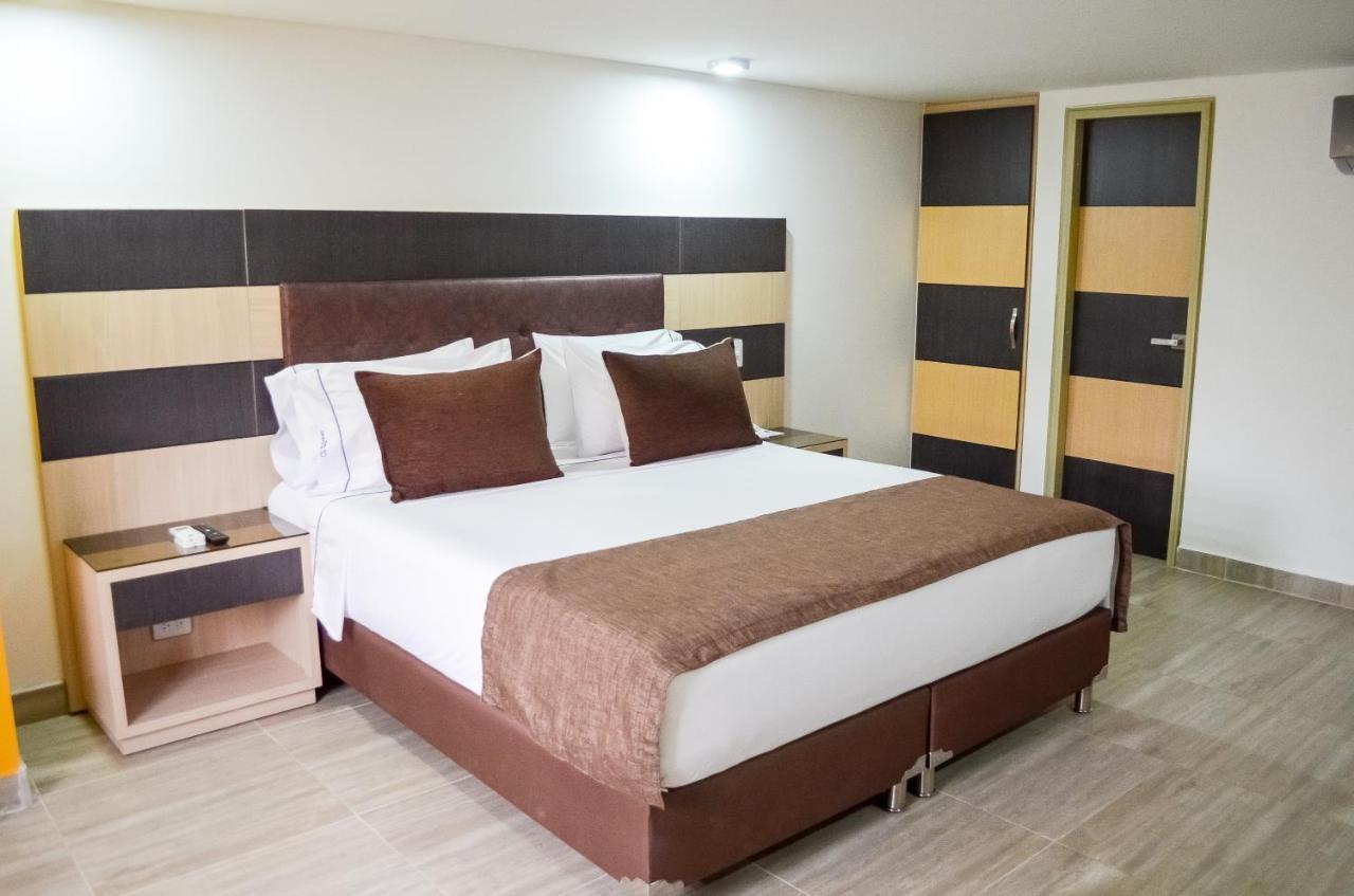 Hotel Parque 70 Medellín Extérieur photo