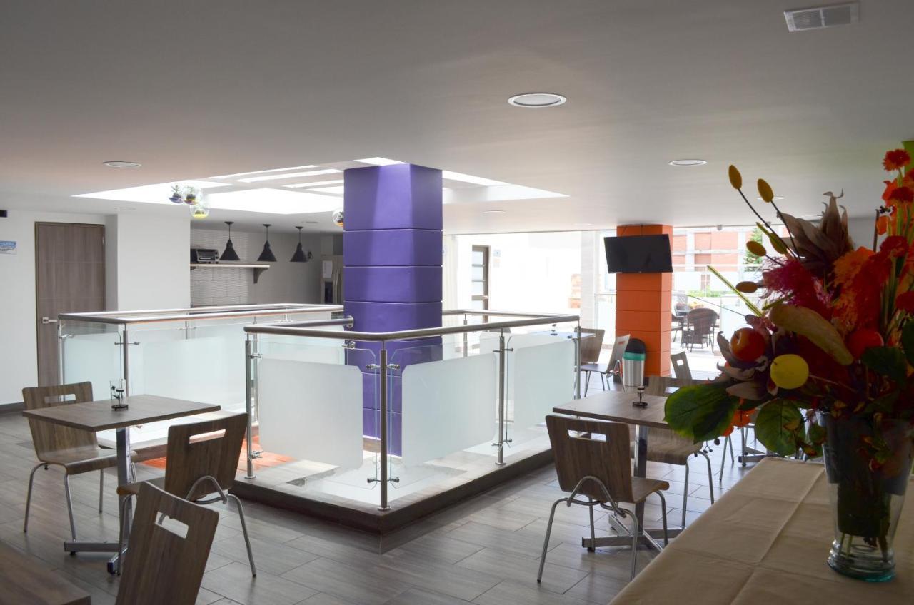 Hotel Parque 70 Medellín Extérieur photo